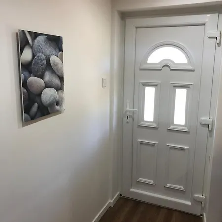 Laura-haus Apartment
